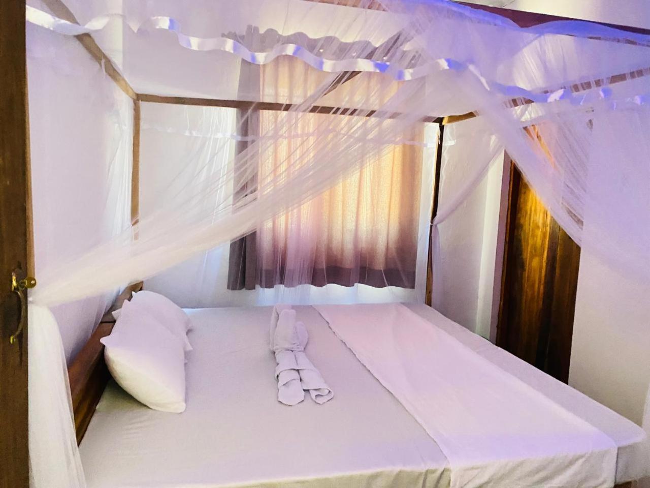 Kingly Aroma Arugam Bay Quarto foto